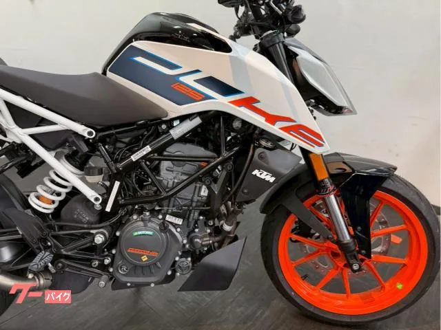 KTM 125 2023 — миниатюра 2