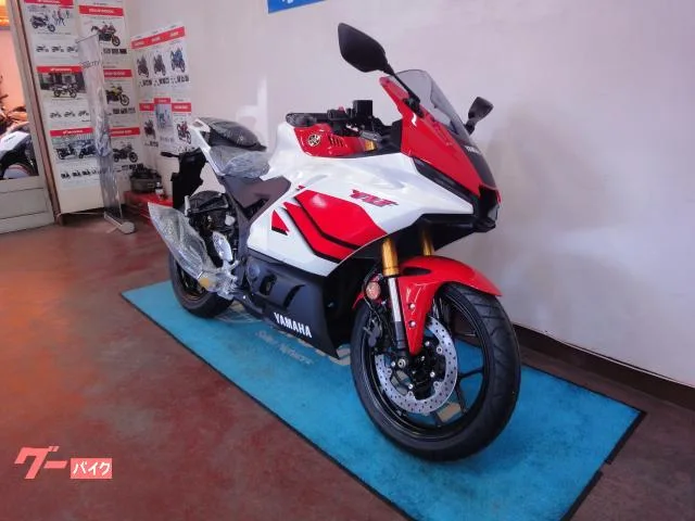 Yamaha YZF-R25 70th Anniversary Edition 2026 — миниатюра 3