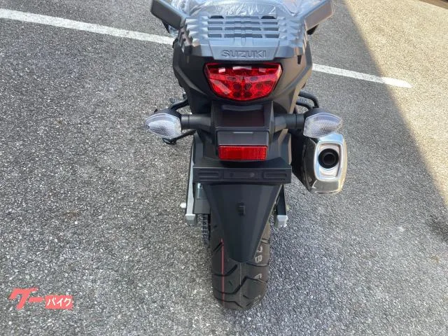 Suzuki V- 650 2025 — миниатюра 2