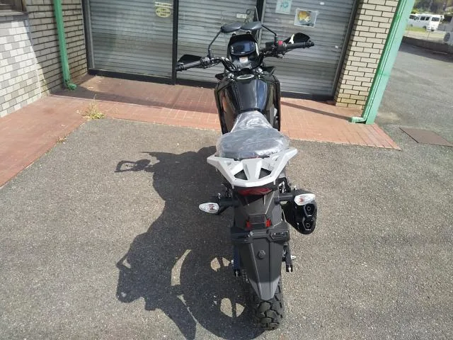 Suzuki V- 250SX 2026 2026 — миниатюра 4