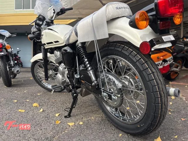 Kawasaki W230 2024 — миниатюра 5