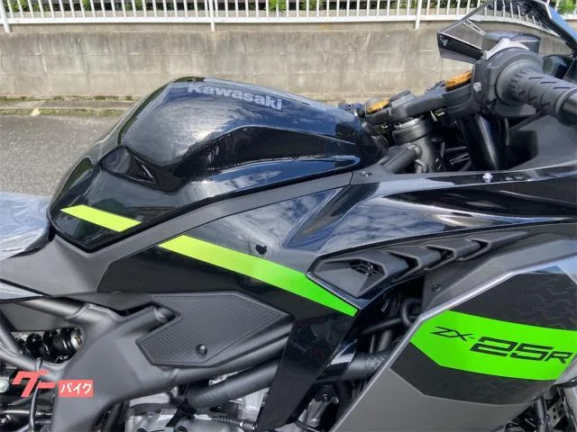Kawasaki Ninja ZX-25R SE 2026 — миниатюра 4