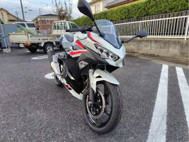 Kawasaki Ninja 400 2026 — миниатюра 3