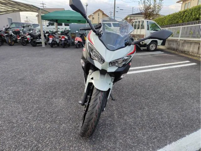 Kawasaki Ninja 400 2026 — миниатюра 4