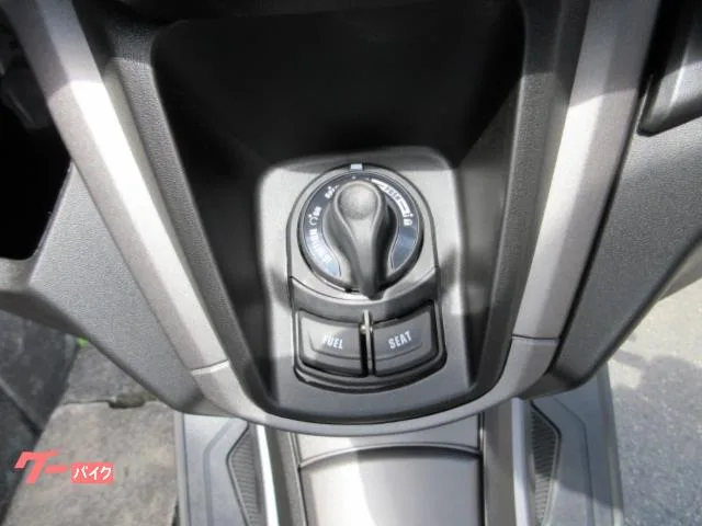 Yamaha NMAX USBC Y-connect BULECORE 2026 — миниатюра 4
