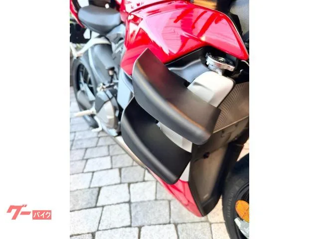 DUCATI V2 2022 — миниатюра 2