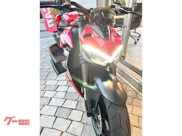 DUCATI V2 2022 — миниатюра 3