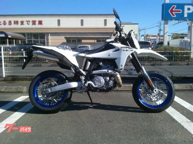 Suzuki DR-Z4SM 2025MODEL 2025 — фото 1, купить с доставкой в Москву
