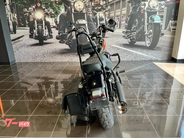 HARLEY-DAVIDSON FXBBS 114 TALLBOYTWO-UPSEAT ETC2.0 2023 — миниатюра 2