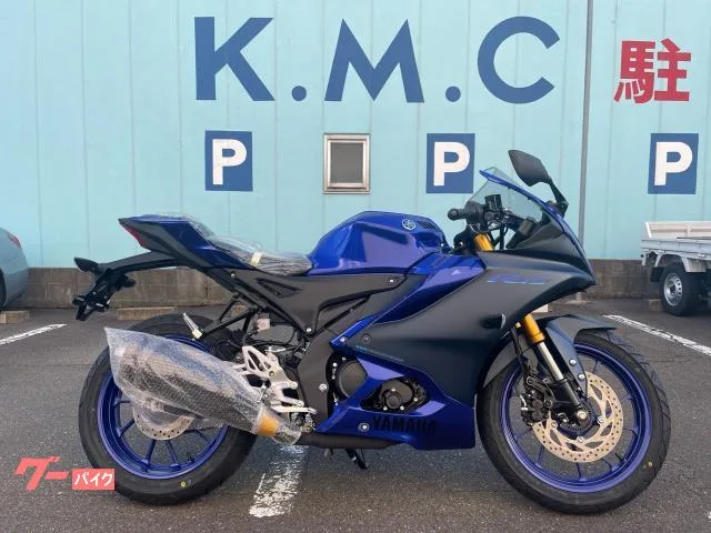 Yamaha YZF-R15 LED ABS 2025 — фото 1, купить с доставкой в Москву