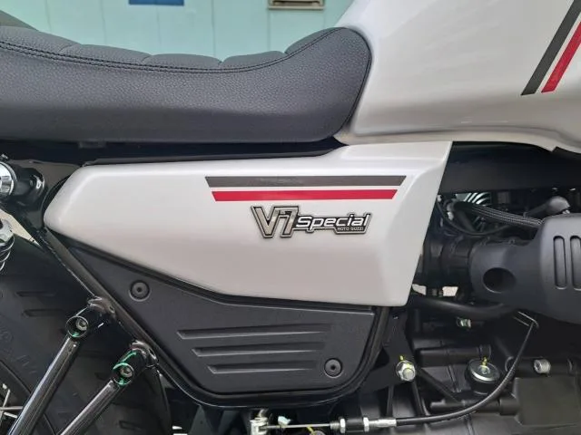 MOTO GUZZI V7 ABSLED 2026 — миниатюра 4