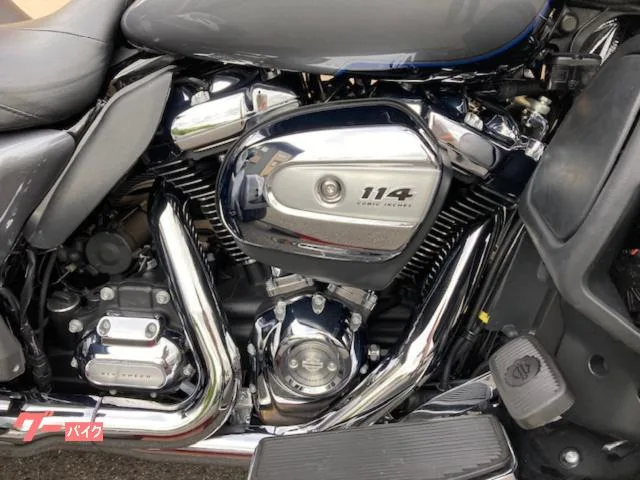 HARLEY-DAVIDSON FLHTCUTG 2022 — миниатюра 3