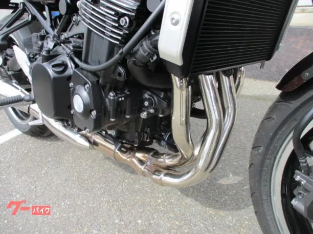Kawasaki Z900RS 2025 — миниатюра 2