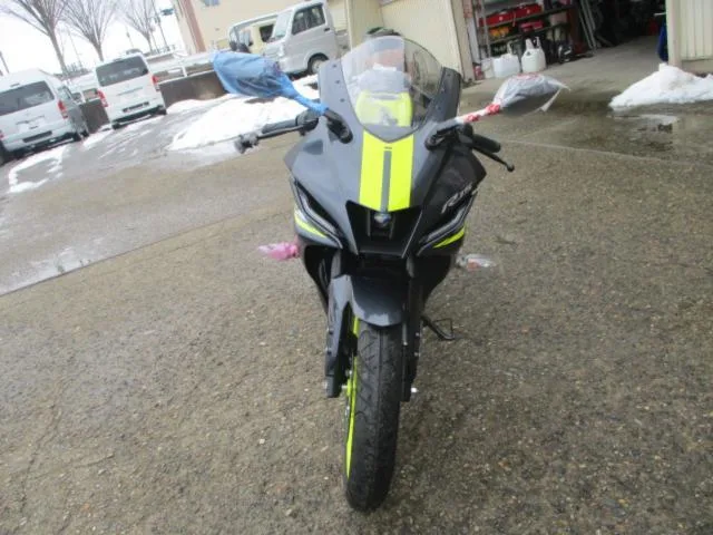 Yamaha YZF-R15 2024 — миниатюра 3