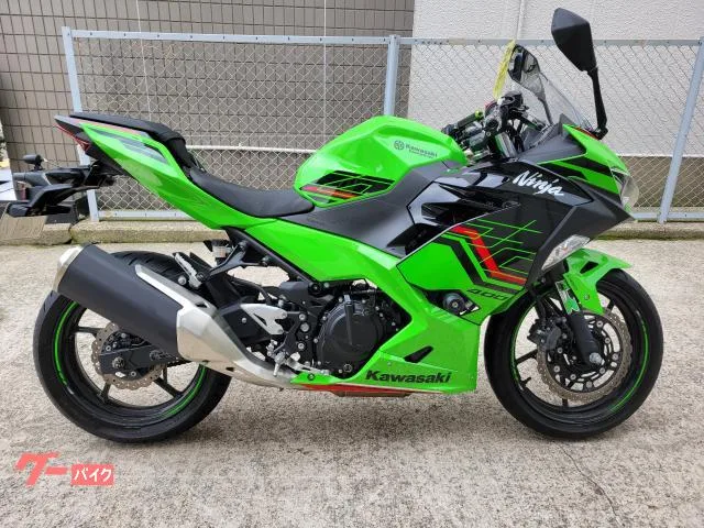 Kawasaki Ninja 400 2023 — фото 1, купить с доставкой в Москву
