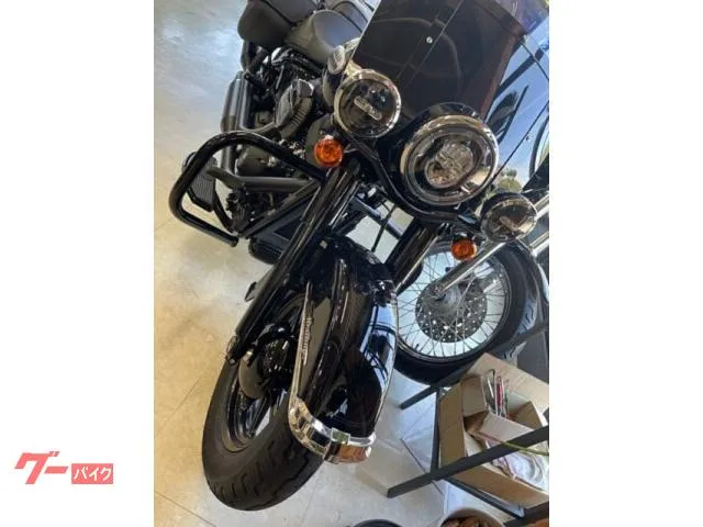 HARLEY-DAVIDSON FLHCS 114 2022 — миниатюра 3