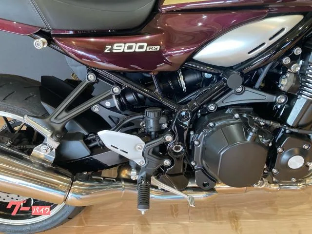 Kawasaki Z900RS 2025 — миниатюра 2