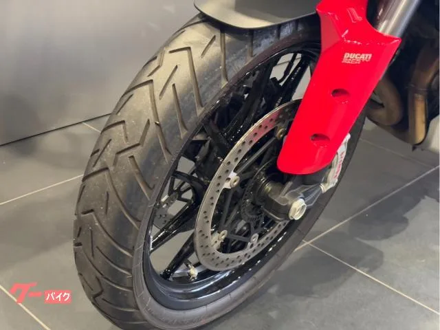 DUCATI V4S 2022 — миниатюра 4