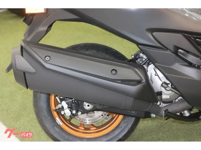 Suzuki 400 2026 — миниатюра 2