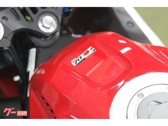 Yamaha YZF-R25 70th Anniversary Edition 2026 — миниатюра 5