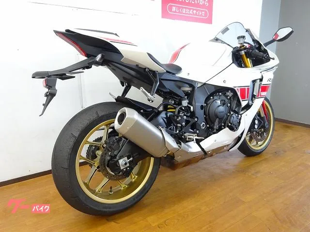 Yamaha YZF-R1/ // 2022 — миниатюра 2