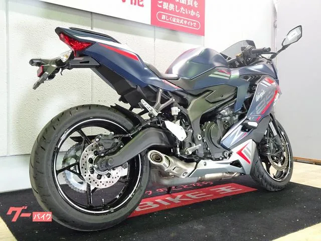 Kawasaki Ninja ZX-25R SE ABS// 2022 — миниатюра 5