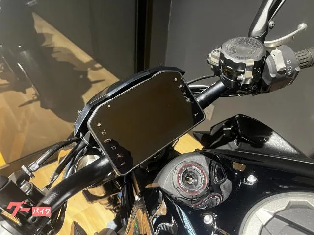 Kawasaki Z1100 2026 — миниатюра 2