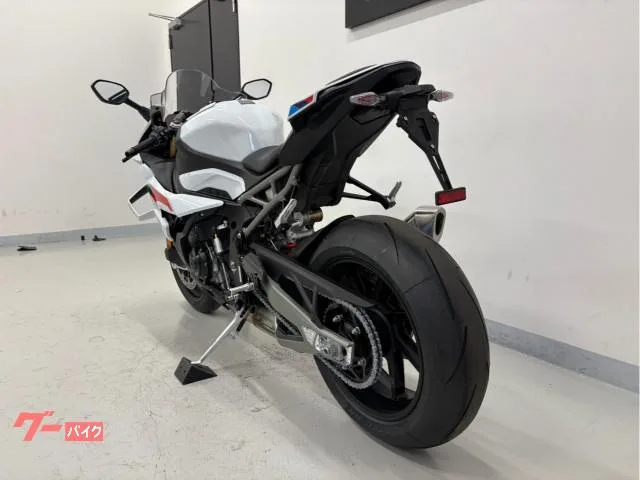 BMW S1000RR M BMW M M M M 2025 — миниатюра 2