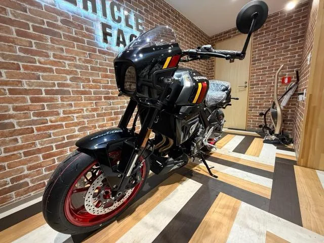 Suzuki GSX-8TT typeC 2026 — миниатюра 4
