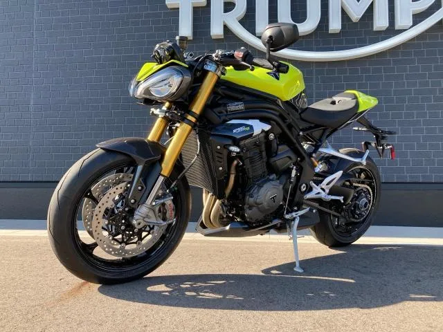 TRIUMPH 1200RX Brenbo 2025 — миниатюра 4