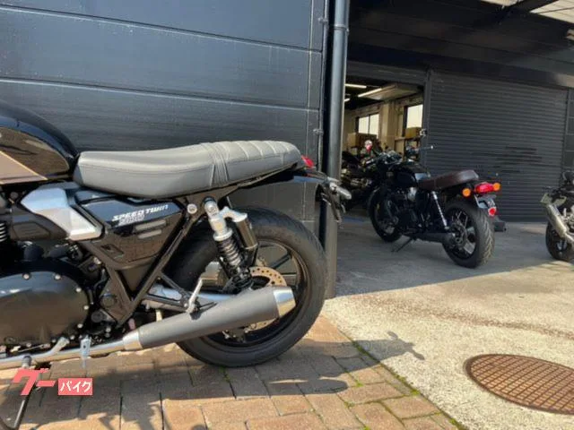 TRIUMPH 900 2026 — миниатюра 3