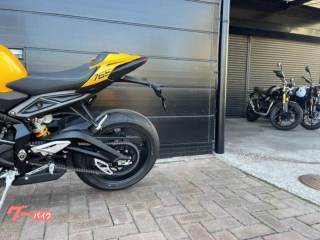TRIUMPH 765RS 2025 — миниатюра 3