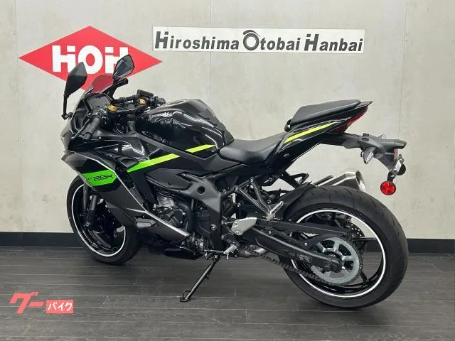 Kawasaki Ninja ZX-25R SE ETC2.0 USB 2026 — миниатюра 2