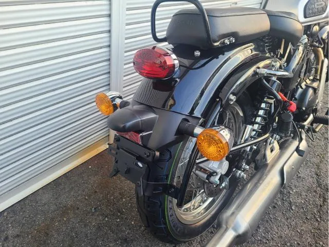 BENELLI 400 2024 — миниатюра 2