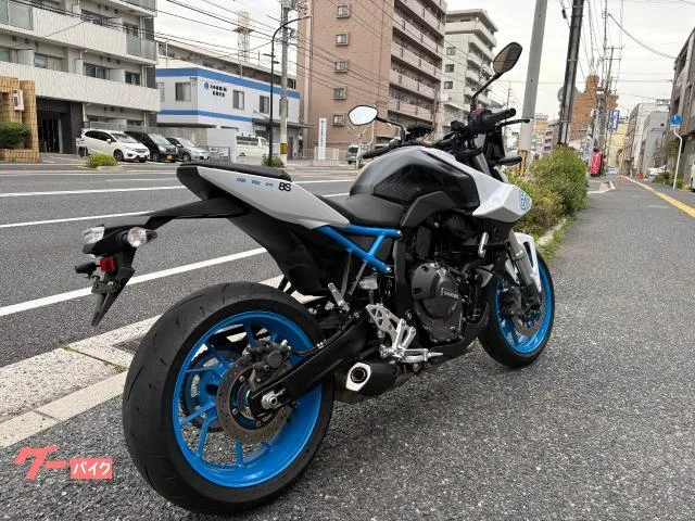 Suzuki GSX-8S ETC USB 2023 — миниатюра 3