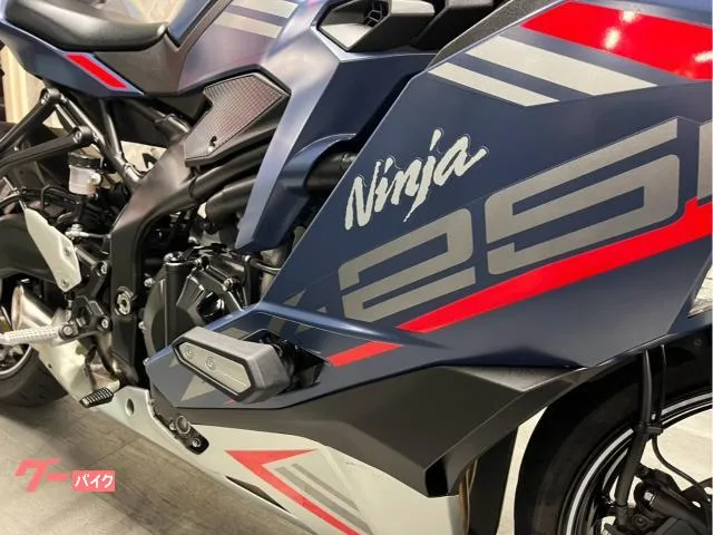 Kawasaki Ninja ZX-25R SE ABS ETC 2022 — миниатюра 5