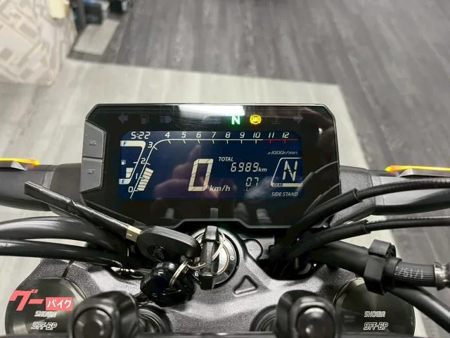 Honda CB250R 2023 — миниатюра 4