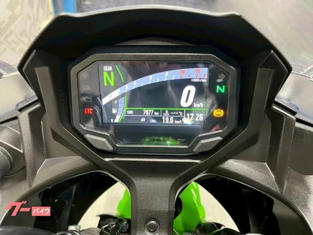 Kawasaki Ninja 650 USB 2022 — миниатюра 4