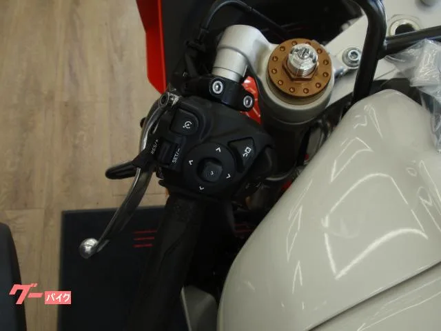 Yamaha XSR900GP. 2026 — миниатюра 2