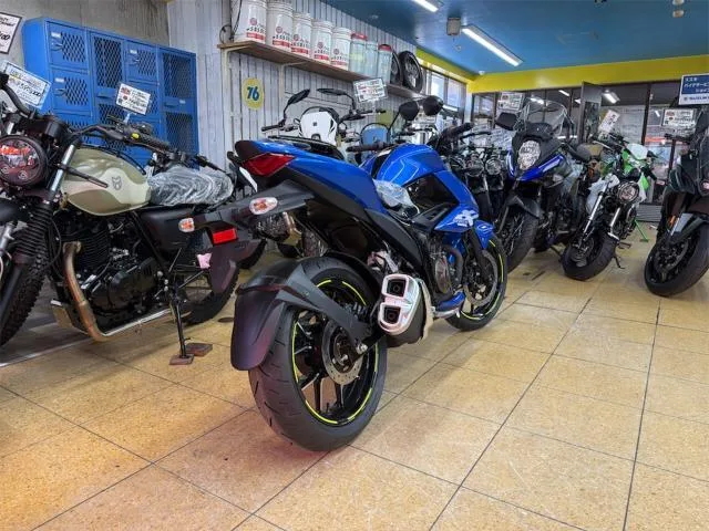 Suzuki GIXXER 250 ABS LED 2026 — миниатюра 3