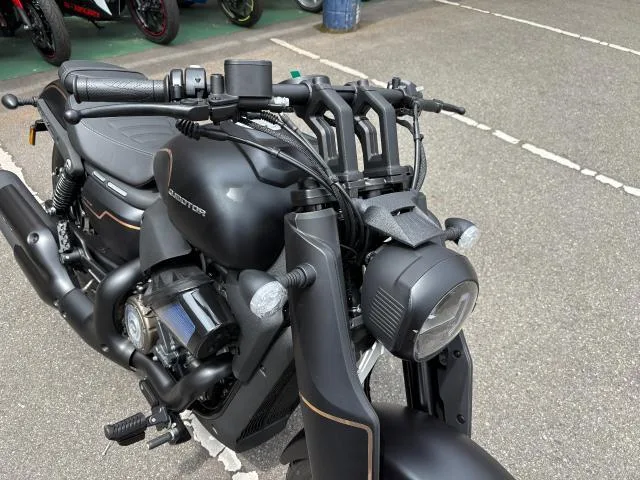 QJMOTOR SRV 400VS 2025 V 2025 — миниатюра 3