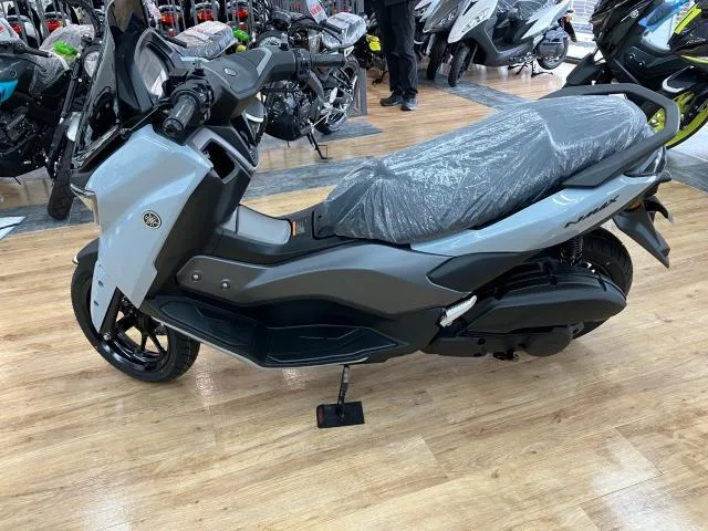 Yamaha NMAX125 2025 — миниатюра 4