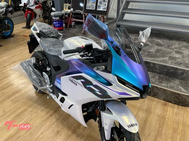 Yamaha YZF-R3 2025 — миниатюра 3