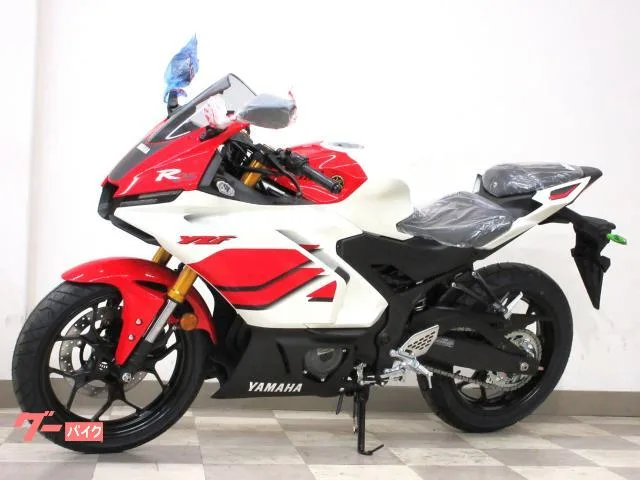 Yamaha YZF-R25 70th 2026 — миниатюра 4