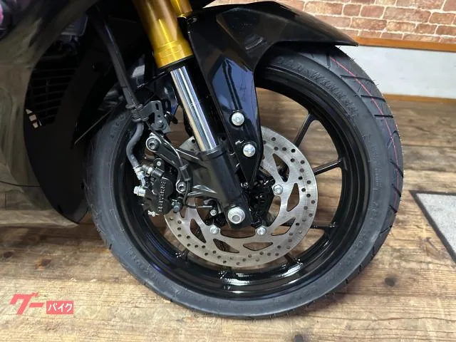 Yamaha YZF-R15 LED ABS 2024 — миниатюра 4