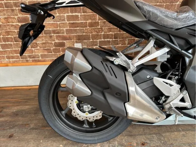 Honda CBR250RR 2025 — миниатюра 3