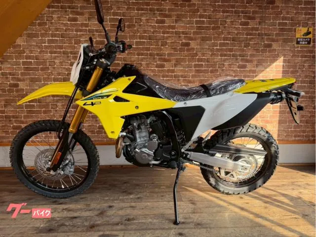 Suzuki DR-Z4S 2026 — миниатюра 2