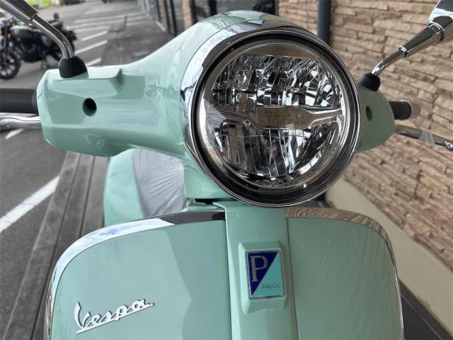 VESPA GTS 150 2025 — миниатюра 2
