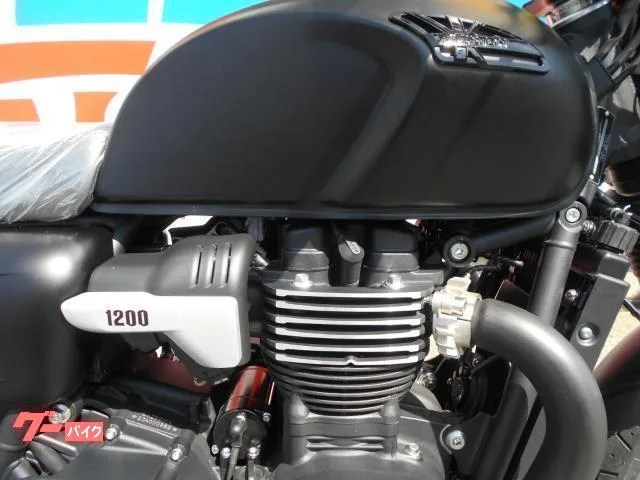 BRIXTON 1200 1222cc 2025 — миниатюра 3