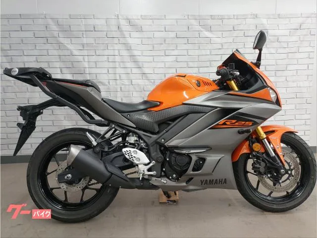 Yamaha YZF-R25 ABS 2022 GIVI 2022 — миниатюра 3